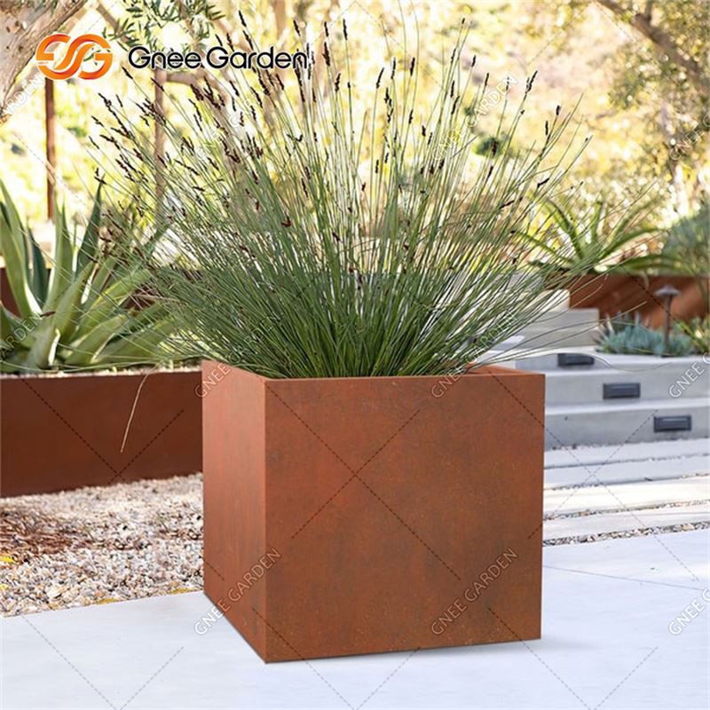 Corten Çelik Saksılar Bahçe Saksılar