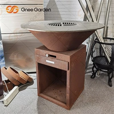 Corten Çelik Metal Izgara Plakalı Ateş Çukuru Masa Arka Bahçe Açık Ateş Çukuru Barbekü